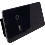 Akai Energy Smart Wall Outlet with USB