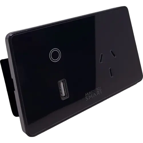 Akai Energy Smart Wall Outlet with USB